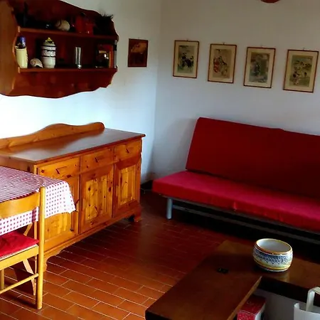 Casa Lugio Apartmán *